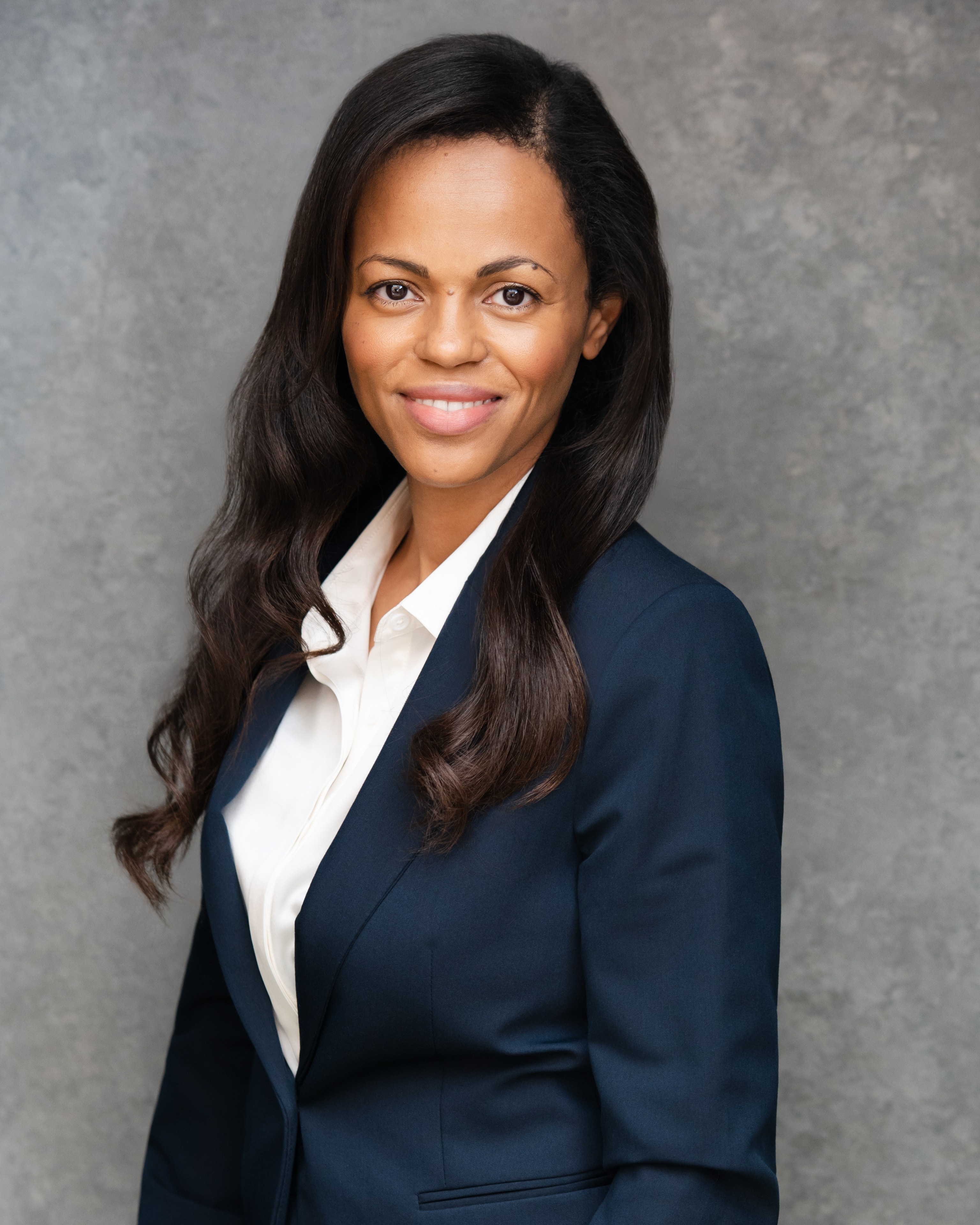 Miss Hala Ali, Consultant Ophthalmologist